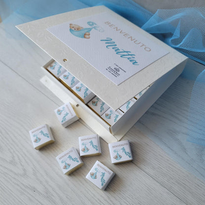 Box con 50 cioccolatini personalizzati Nascita/Battesimo - EventiDecor